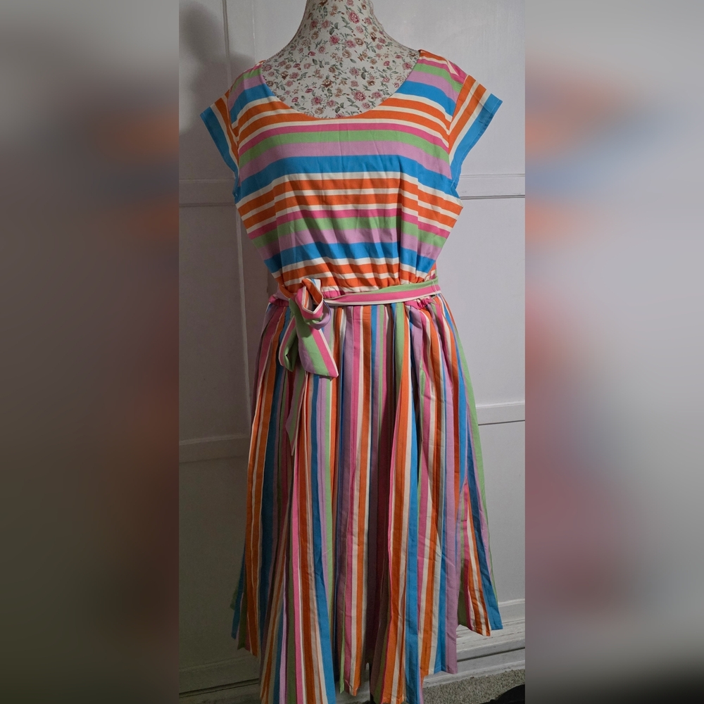 NWT FEVER LONDONColorful Striped Dress with Belt SIZE 14